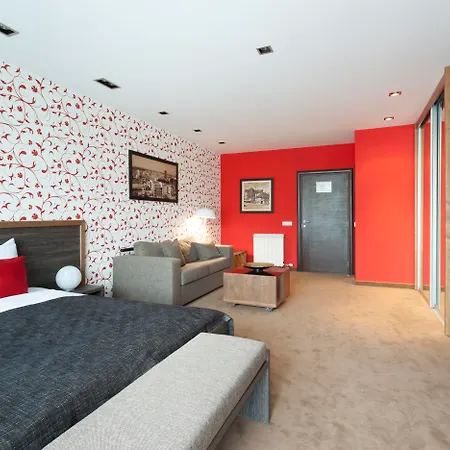 Boutique House 4*