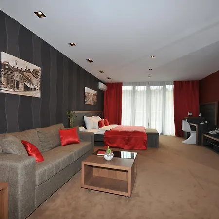 לינה וארוחת בוקר Boutique House בלגרד