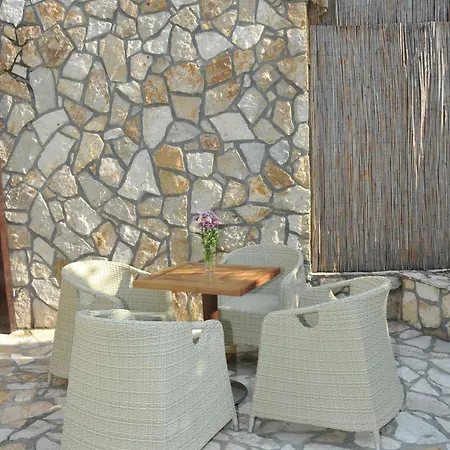 Boutique House לינה וארוחת בוקר בלגרד